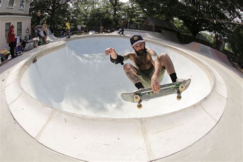 Backyard Skateboarding: Embracing the Magic of the Urban Jungle